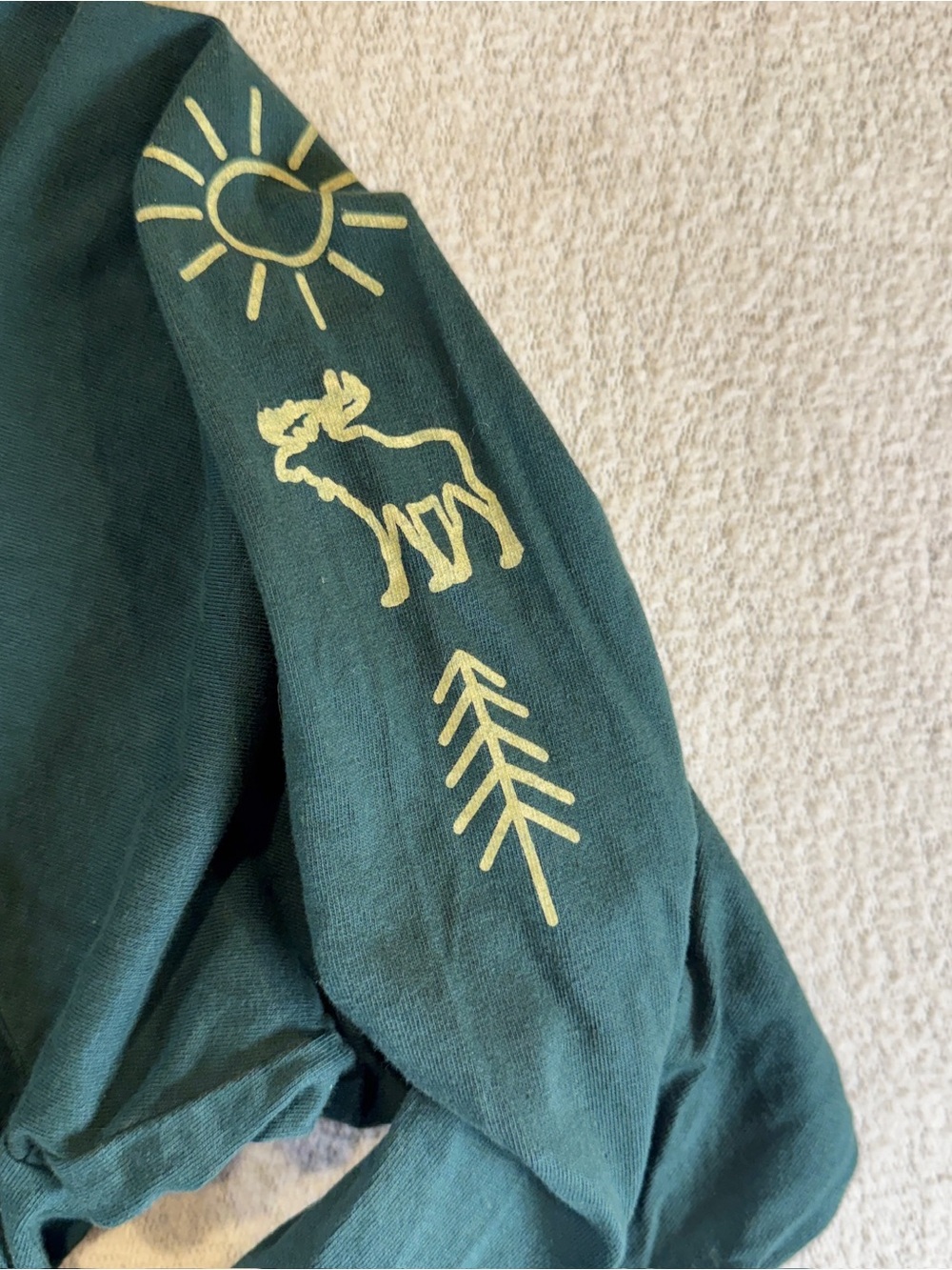 Montana‎ Think Outside Graphic Long Sleeve Tee Womens L Forest Green Crop Nature - Picture 2 of 8